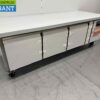 RVS Polar Koelwerkbank 3 deuren 179,5 cm 230V Horeca - Afbeelding 3