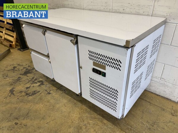 RVS Koelwerkbank 2 laden en 1 deur 136 cm 230V Horeca - Afbeelding 2