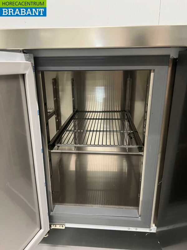 RVS Coreco Premium koelwerkbank 4 deuren 1/1 gastronorm 224,5 cm Horeca - Afbeelding 5