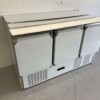 RVS Saladette Koelwerkbank 3 deuren 1/1 GN 137 cm 230V Horeca - Afbeelding 4