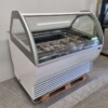 La Squadra Schepijsvitrine Schepijs voor 16 ijsbakken 400V Horeca - Afbeelding 3