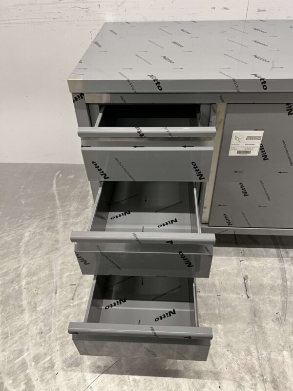 RVS Werkkast Kast Werktafel Premium-line 2 schuifdeuren en 3 laden 140 cm Horeca - Afbeelding 5