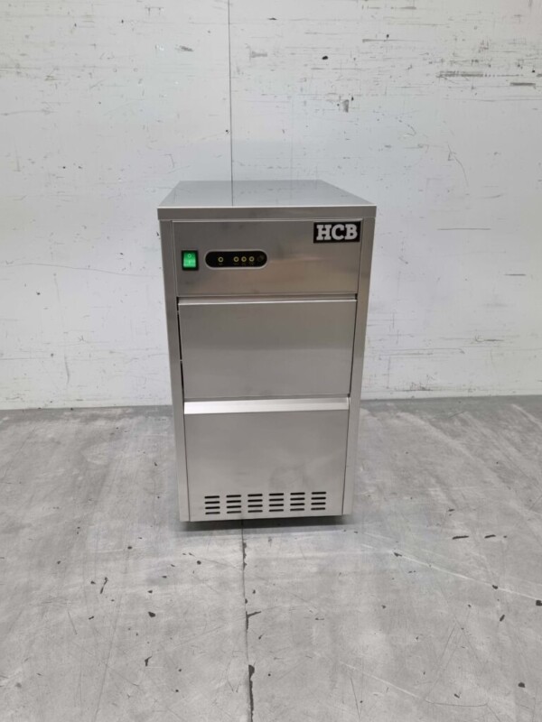 HCB RVS ijsblokjesmachine ijsklontjesmachine 28 kg p/d 230V Horeca