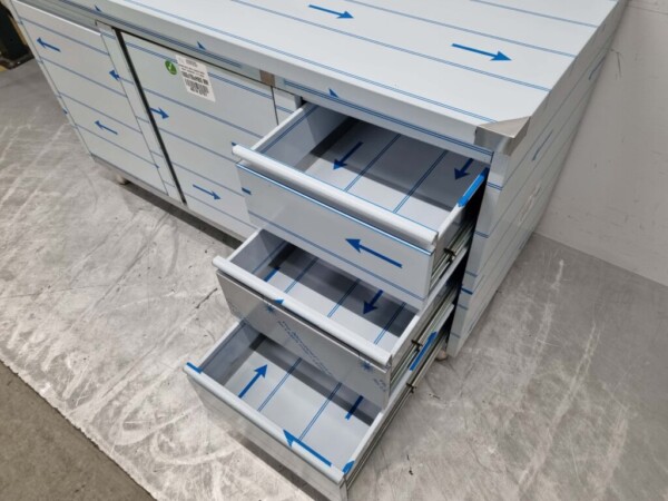 RVS Werkkast Kast Werktafel 2 klapdeuren, 3 laden en afvalbak 160 cm Horeca - Afbeelding 7