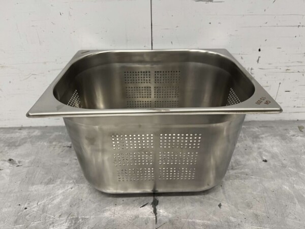 RVS Geperforeerde gastronorm bak GN bak 1/2 Diepte 200 mm Horeca