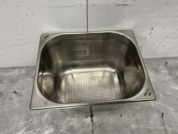RVS Geperforeerde gastronorm bak GN bak 1/2 Diepte 200 mm Horeca - Afbeelding 4
