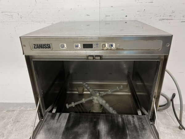 RVS Zanussi NUC3 Vaatwasser Vaatwasmachine Voorlader 400V Horeca - Afbeelding 4