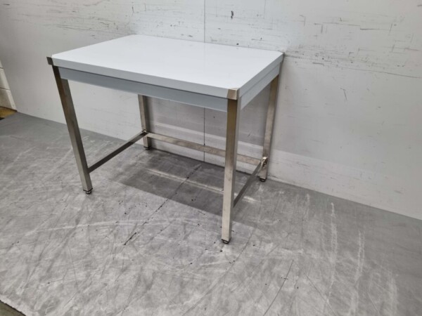 RVS Werktafel Tafel Basic-line 100 x 70 x 85 cm Horeca - Afbeelding 2