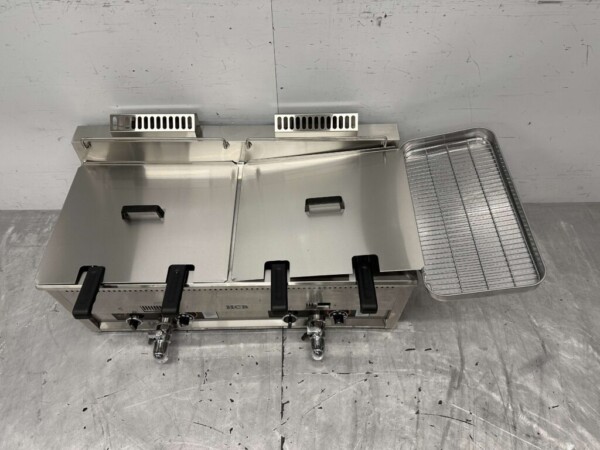 RVS Dubbele Friteuse Frituur 2 x 30 liter PROPAAN gas Horeca - Afbeelding 7