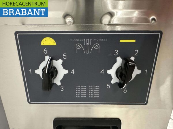 HCB RVS Verticale Doorloop toaster Broodrooster Conveyor oven 230V Horeca - Afbeelding 6