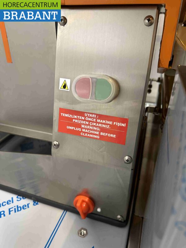 Cancan Automatische sinaasappelpers citruspers met tank met verrijdbaar onderstel 230V Horeca - Afbeelding 6