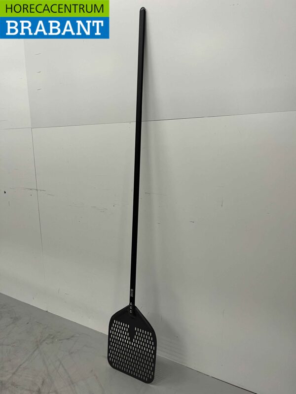 Pizzaschep hard geanodiseerd, geperforeerd blad 30 cm, lengte steel 150 cm Horeca - Afbeelding 2