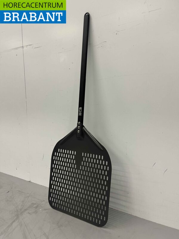 Pizzaschep hard geanodiseerd, geperforeerd blad 35 cm, lengte steel 60 cm Horeca - Afbeelding 2