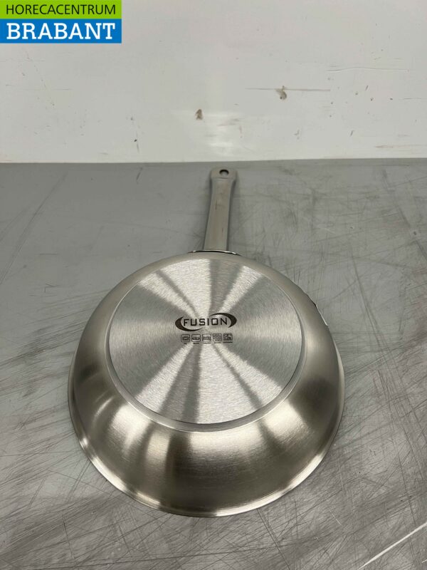 RVS Fusion Professionele koekenpan pan 240 mm Horeca - Afbeelding 4