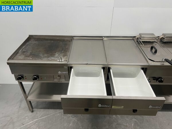 RVS Mareno Baklijn Elektrische bakplaat en 3 friteuses 240 cm 400V Horeca - Afbeelding 5