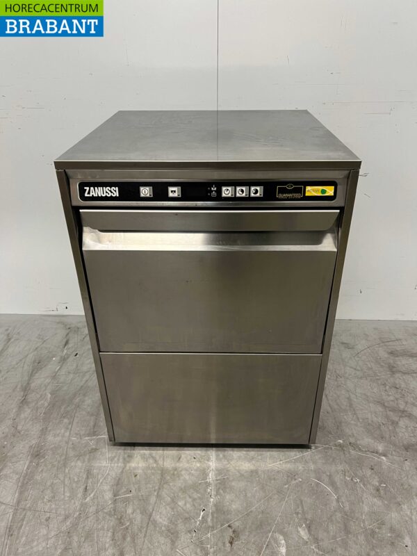 RVS Zanussi ZUCAI Vaatwasser Vaatwasmachine Voorlader 400V Horeca