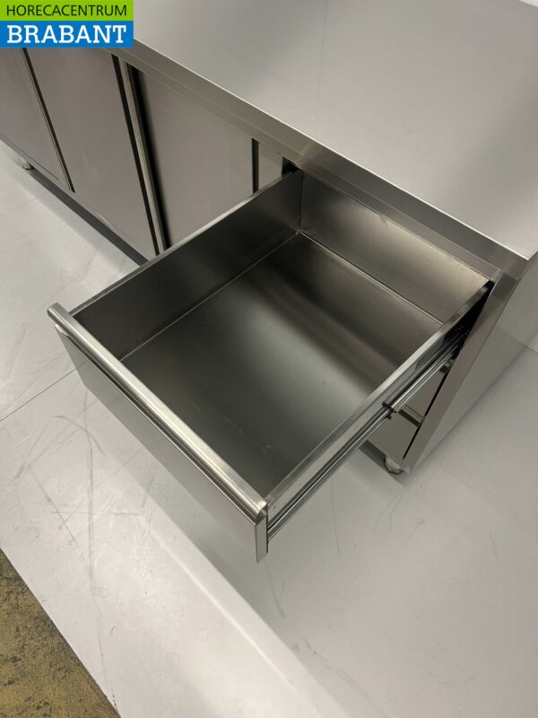 RVS Werkkast Kast Werktafel 2 schuifdeuren en 3 laden en afvalbak 200 cm Horeca - Afbeelding 6