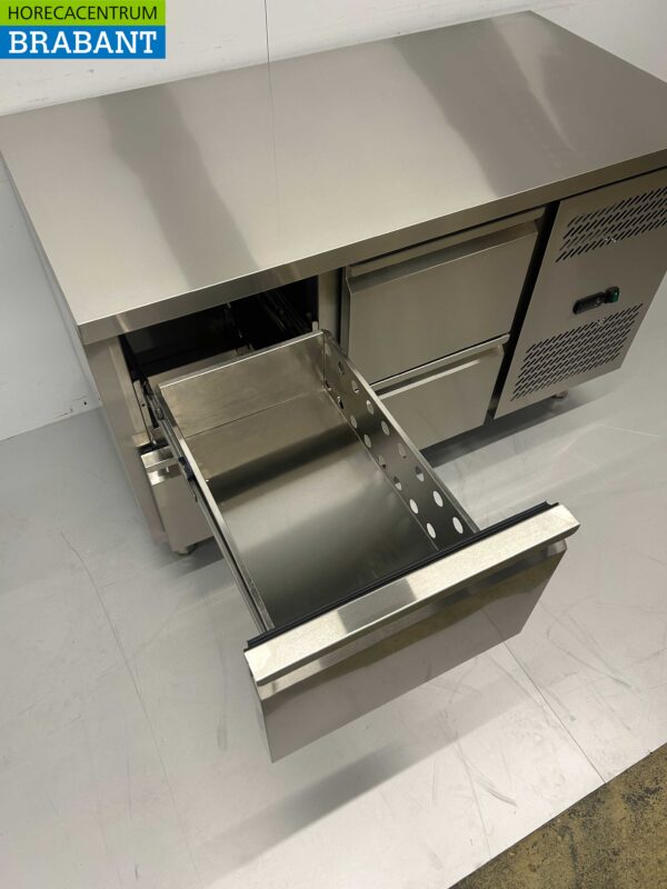RVS Koelwerkbank 4 laden 136 cm 230V Horeca - Afbeelding 5