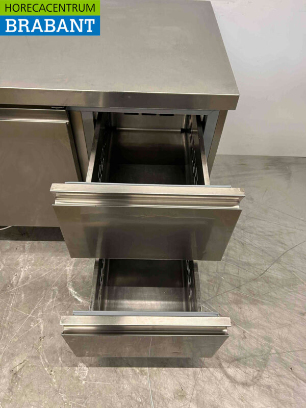 RVS Zanussi Koelwerkbank 2 deuren en 2 laden 176 cm 230V Horeca - Afbeelding 4