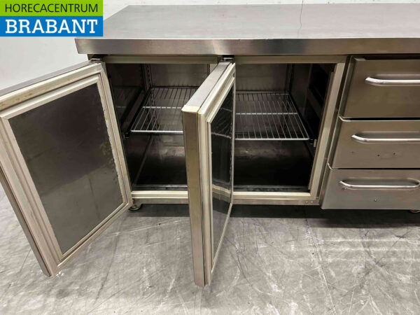 RVS Gram Koelwerkbank 2 deuren en 3 laden 172,5 cm 230V Horeca - Afbeelding 4