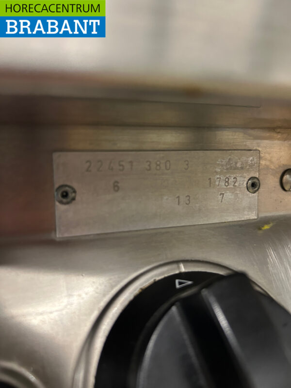 RVS MKN baklijn 2 pits fornuis, 2 x friteuse en bakplaat 400V Horeca - Afbeelding 7