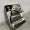 RVS Combisteel Deegroller Uitrolmachine Dubbele rollen 30 cm 230V Horeca Pizzeria Bakkerij - Afbeelding 3