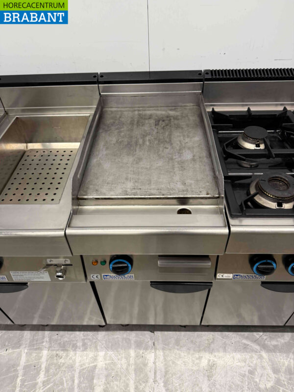 RVS Modular baklijn bestaande uit Blind unit, Bain Marie, Bakplaat en 6 pits fornuis 230 cm 230V + 400V + GAS Horeca - Afbeelding 5