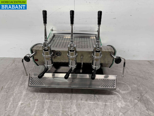 Kees van der Westen Mirage espressomachine 3 groepen hevelbediening 400V Horeca