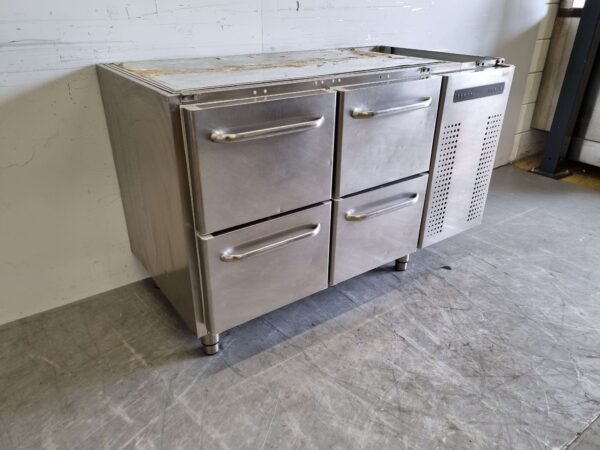 RVS Gram Koelwerkbank 4 laden 129 cm 230V Horeca - Afbeelding 2