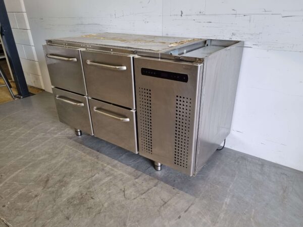 RVS Gram Koelwerkbank 4 laden 129 cm 230V Horeca - Afbeelding 3