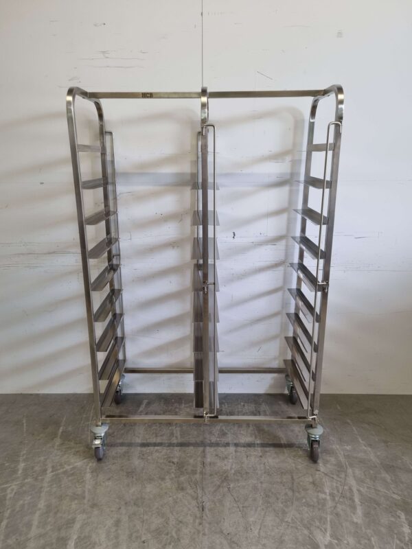 RVS HCB Regaalwagen voor 18 waskratten waskorven 50 x 50 cm Horeca