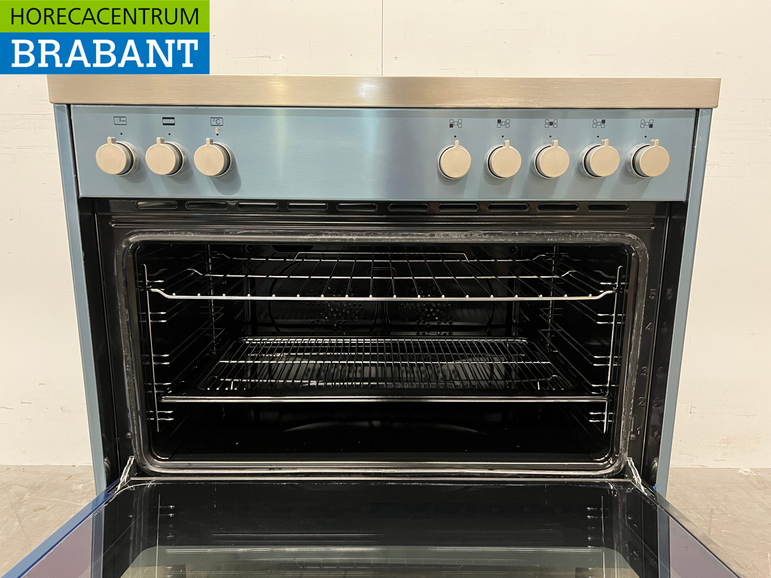 RVS Saro Inductiefornuis met elektrische oven 400V Horeca - Afbeelding 5