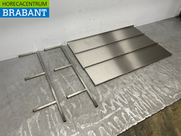 RVS Wandschap schap 3 laags 138 x 30 cm Horeca - Afbeelding 3
