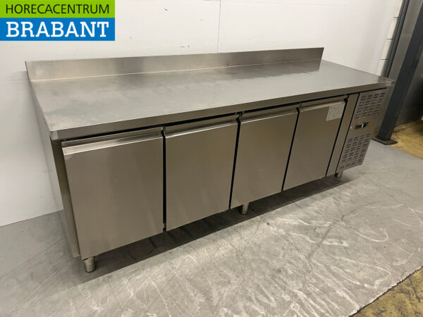 RVS Koelwerkbank 4 deuren 223 cm 230V Horeca - Afbeelding 3