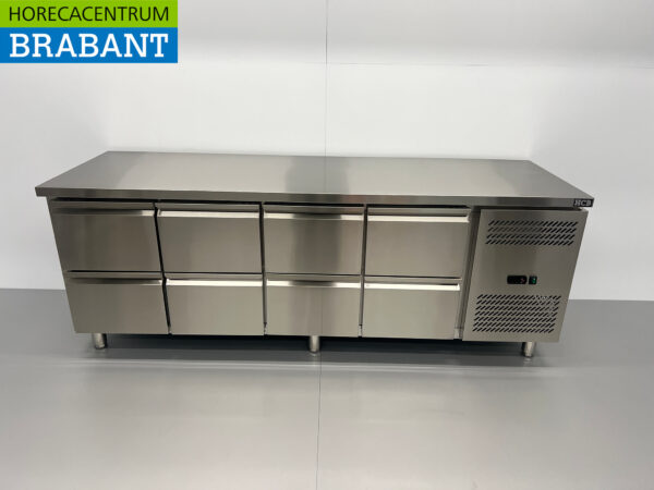 RVS HCB Koelwerkbank 8 lades 223 cm 230V Horeca