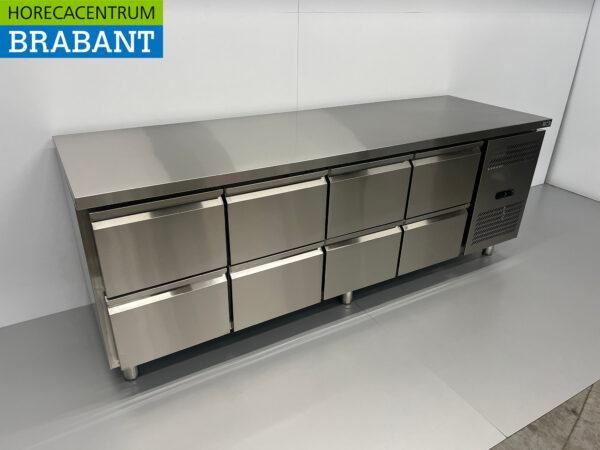 RVS HCB Koelwerkbank 8 lades 223 cm 230V Horeca - Afbeelding 3