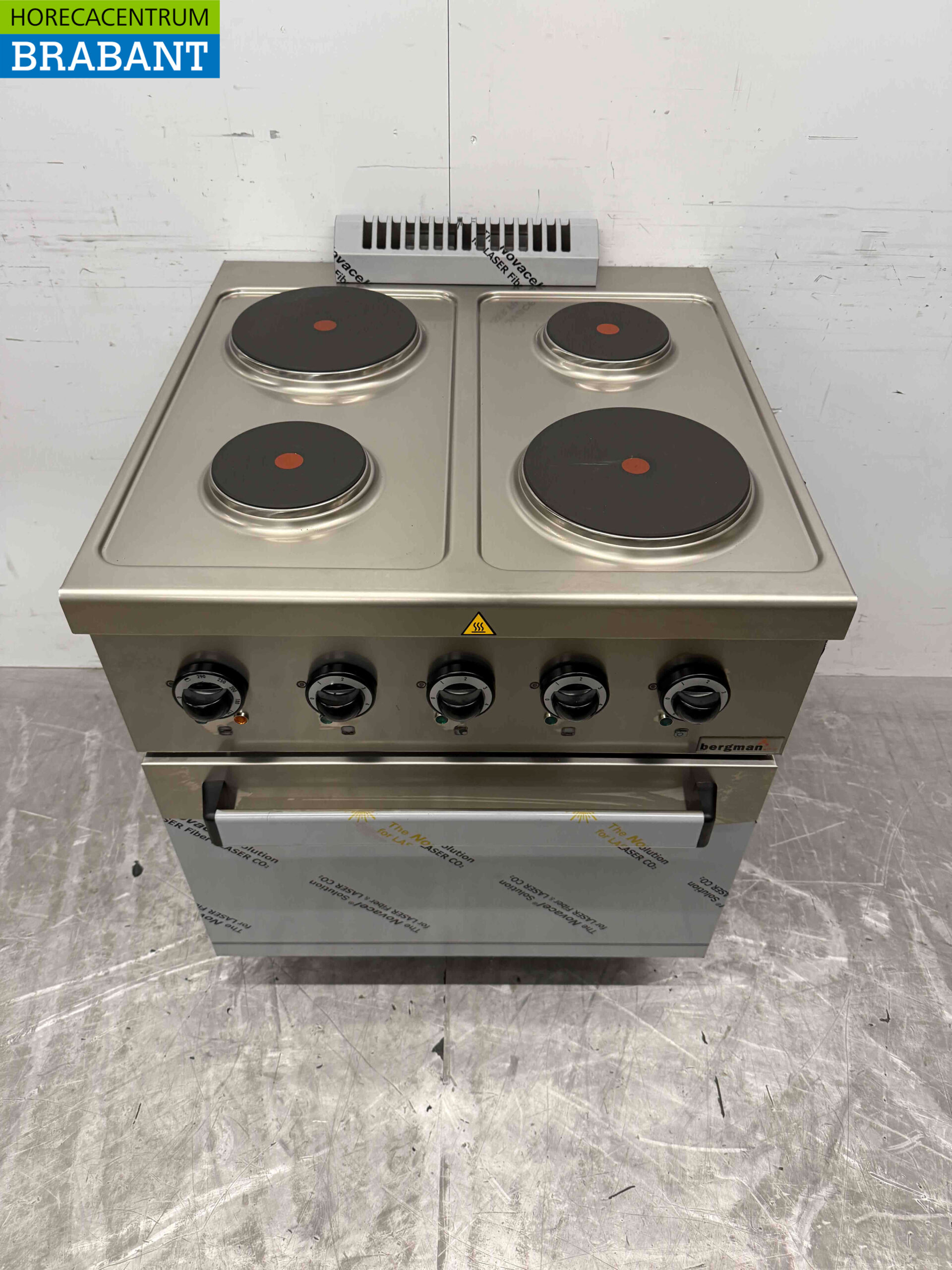 RVS MBM 4 pits elektrisch fornuis kookplaat met oven 70 cm 400V Horeca - Afbeelding 2