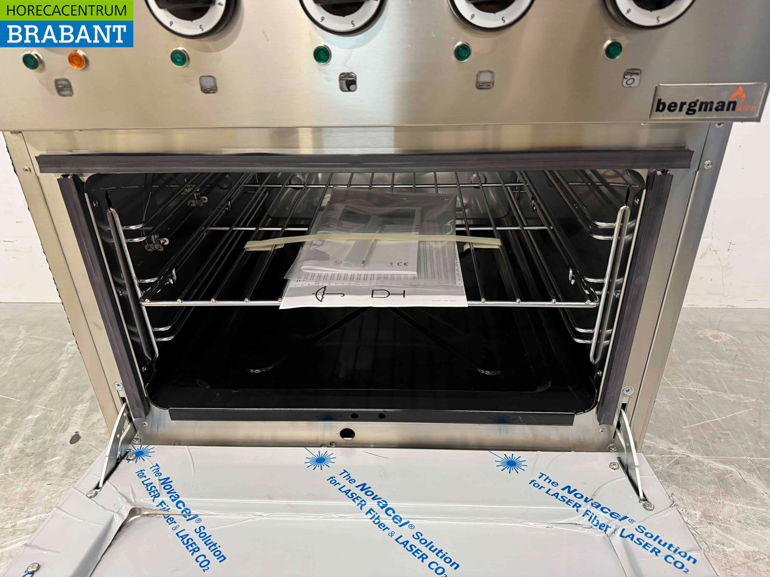 RVS MBM 4 pits elektrisch fornuis kookplaat met oven 70 cm 400V Horeca - Afbeelding 5