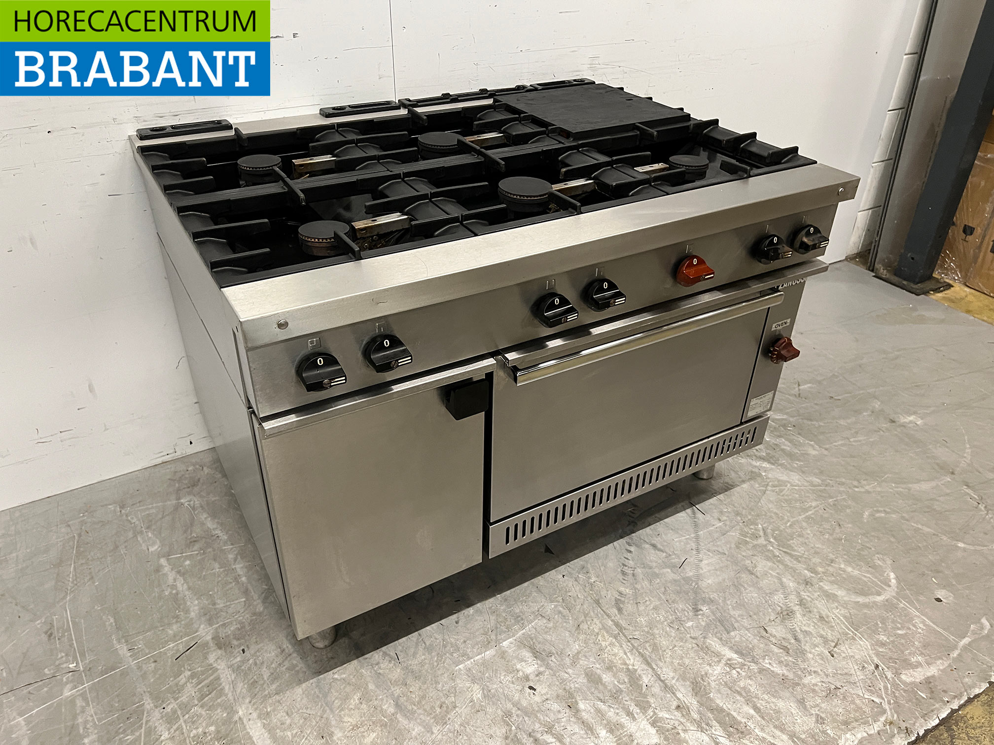 RVS Zanussi 6 pits fornuis met oven en warmhoudkast GAS Horeca - Afbeelding 3