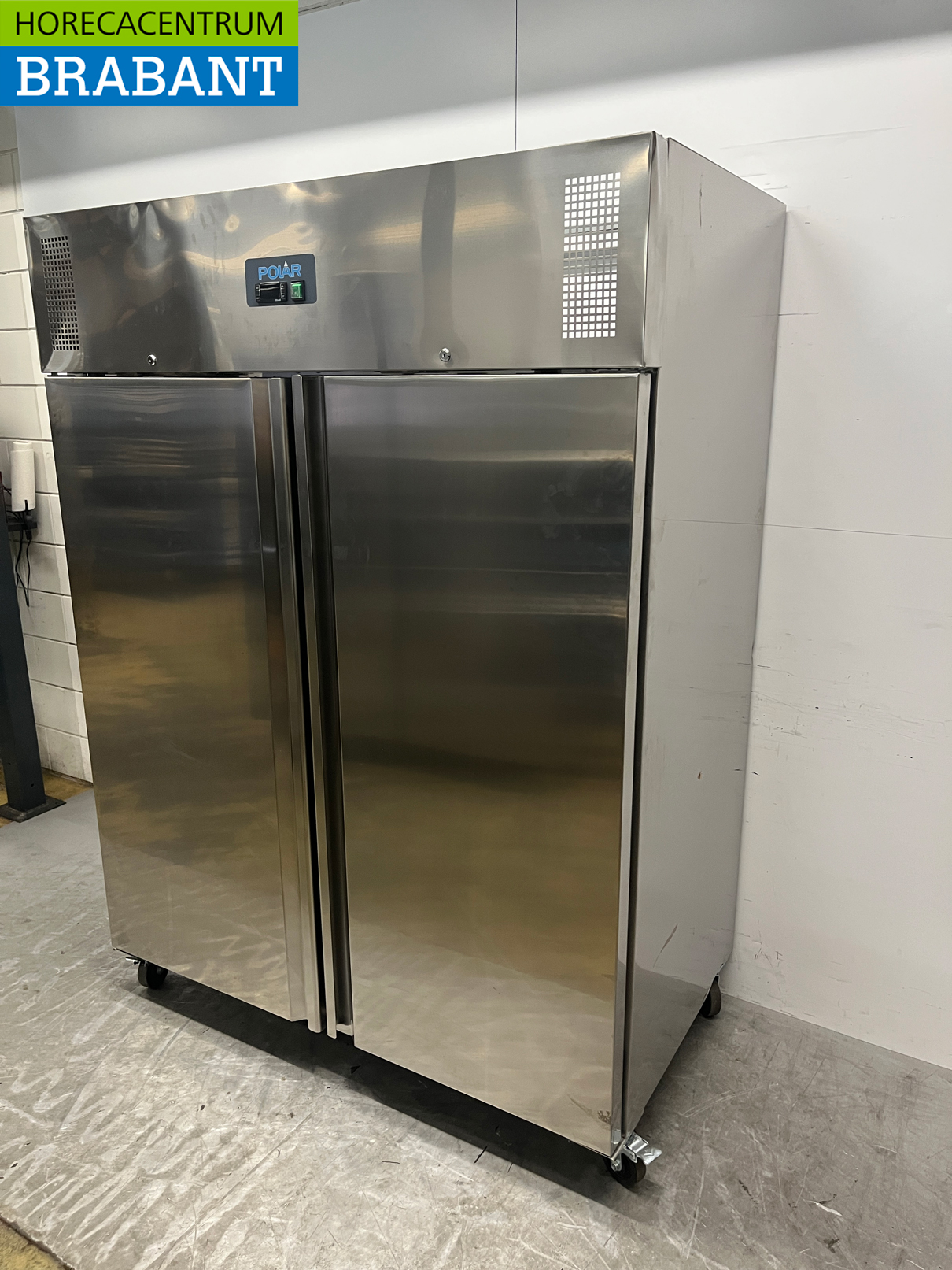 RVS Polar U635 Dubbeldeurs 2-deurs Vriezer Vrieskast 1300 liter 230V Horeca - Afbeelding 2