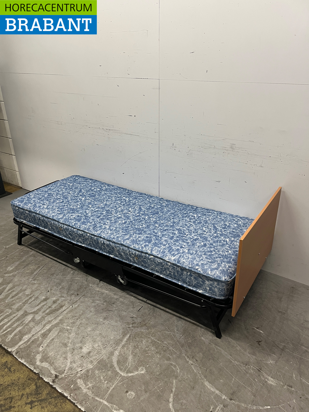 Jay-Be Contract eenpersoons opklapbed met waterbestendige matras zwart - Afbeelding 2