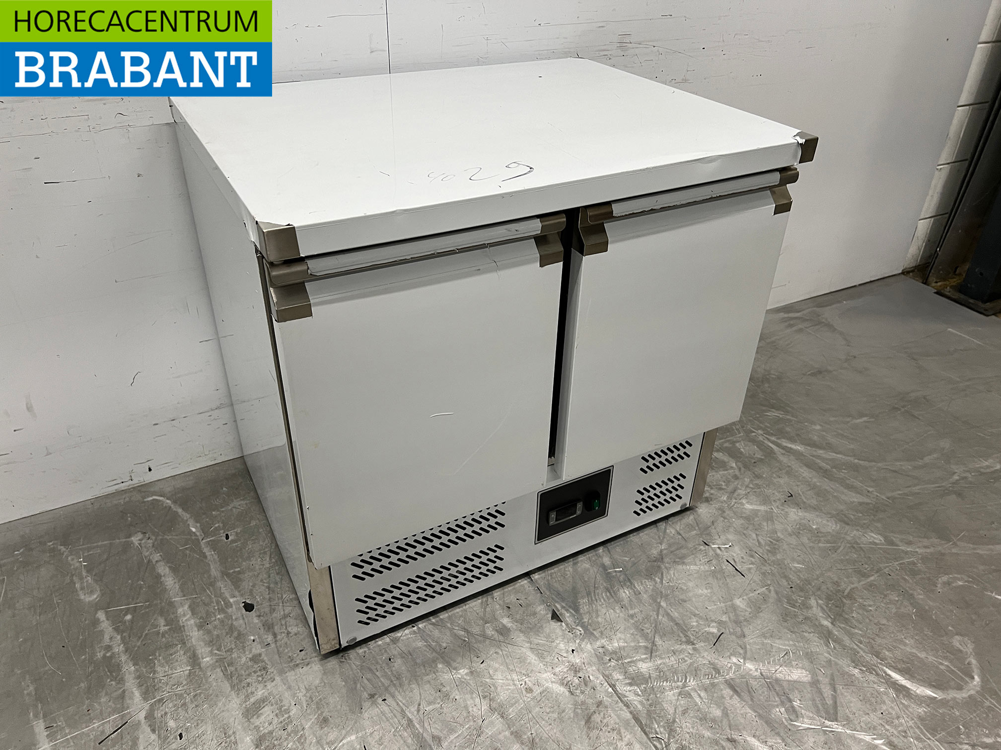 RVS Saro Koelwerkbank 2 Deuren 90 cm 230V Horeca - Afbeelding 3