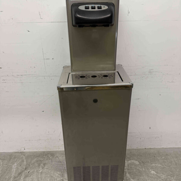 Cosmetal Waterdispenser Gekoelde dispenser 230V Horeca