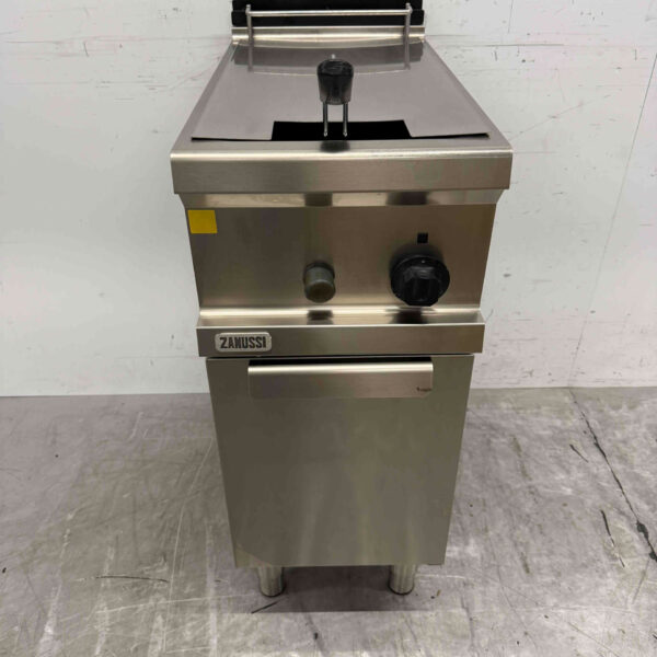 RVS Zanussi Friteuse 14 liter Aardgas Horeca