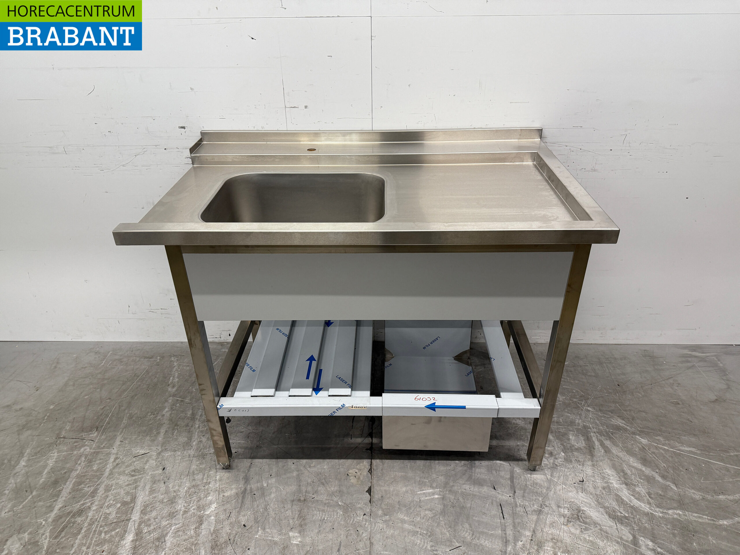 RVS Aanvoertafel tbv doorschuifvaatwasser 120 cm Horeca