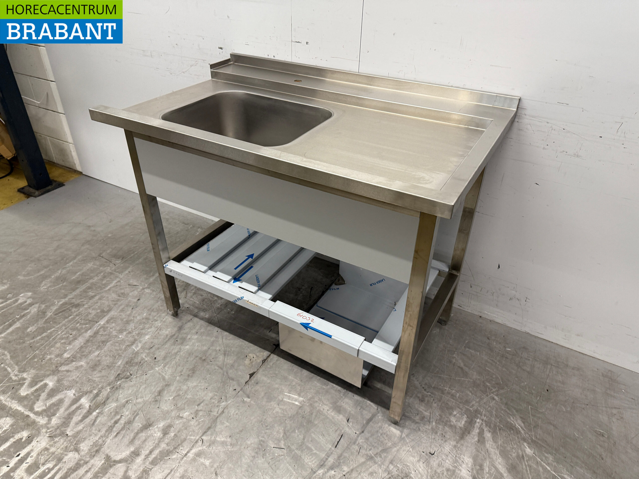 RVS Aanvoertafel tbv doorschuifvaatwasser 120 cm Horeca - Afbeelding 2