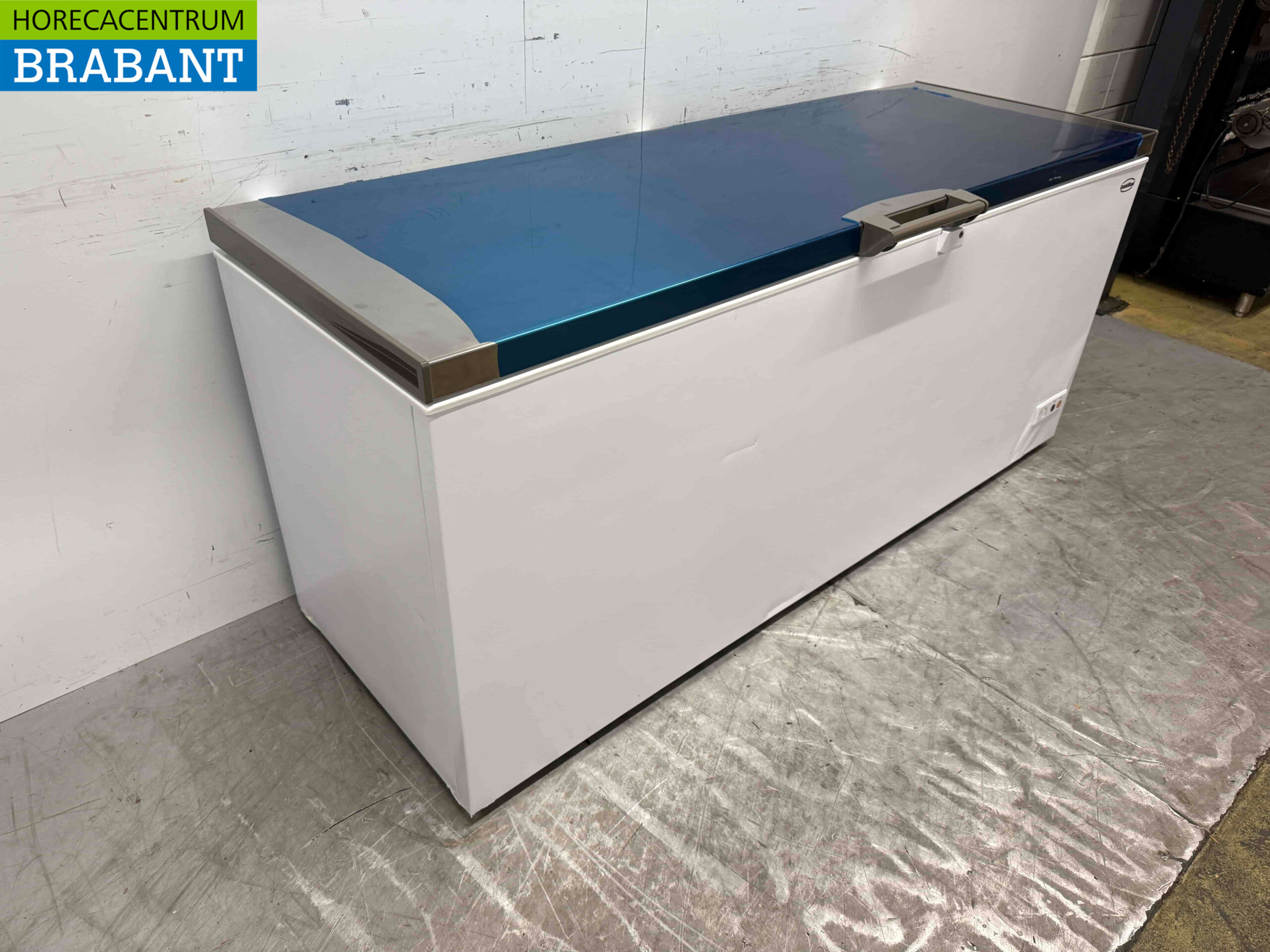 Combisteel Winkelvriezer Vrieskist met RVS deksel 432 liter 230V Horeca - Afbeelding 3