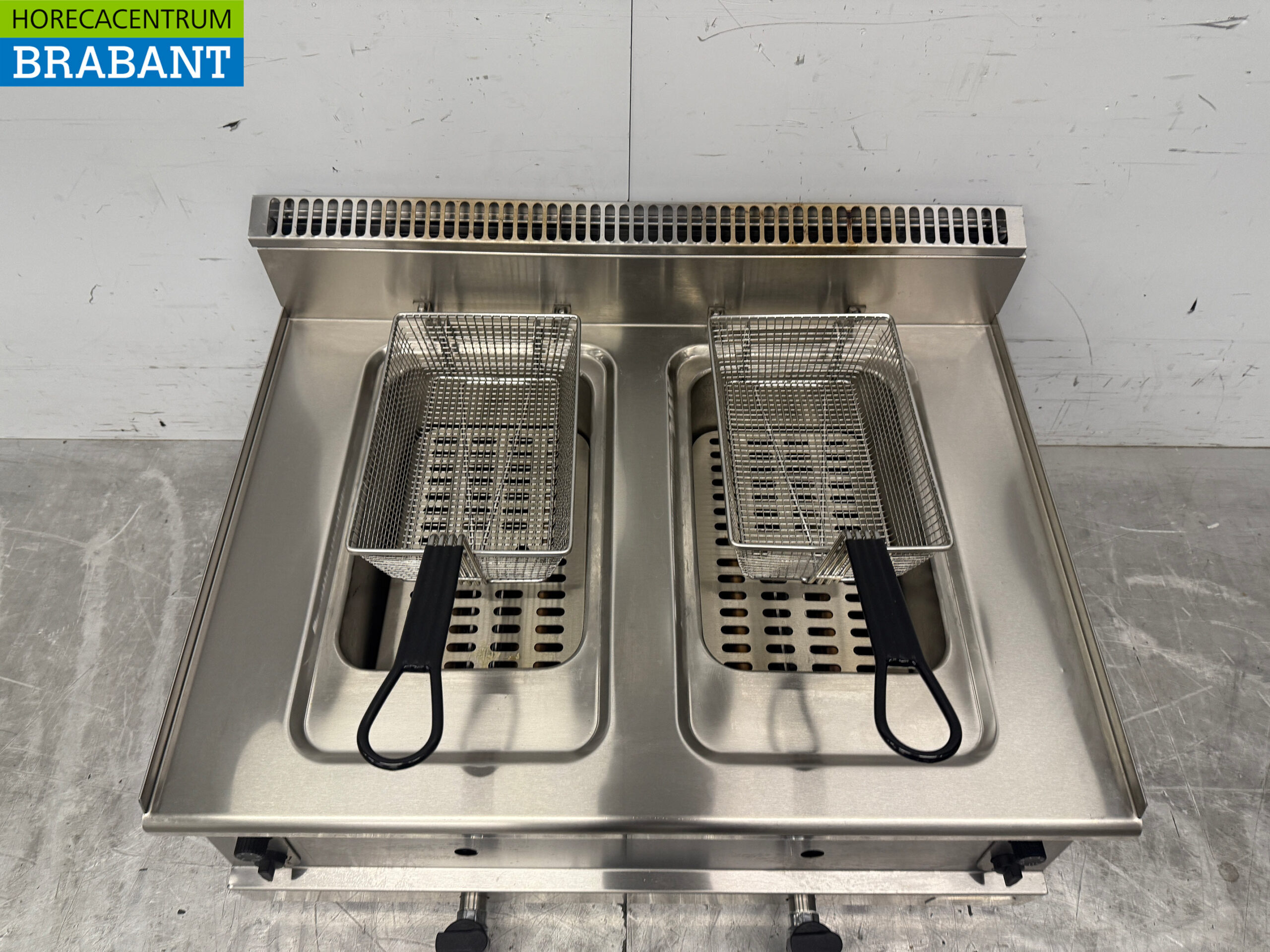 RVS Combisteel Dubbele Friteuse 2 x 8 liter GAS Horeca - Afbeelding 4