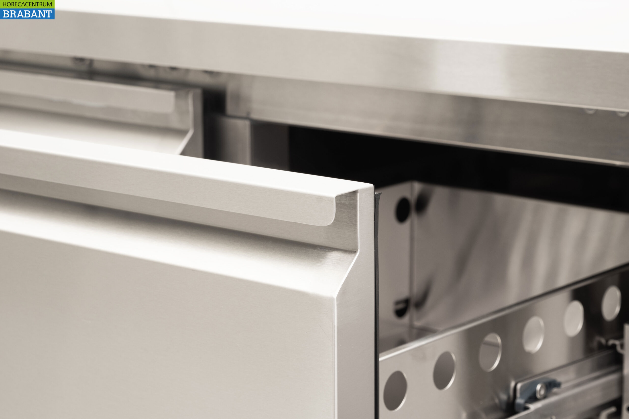 HCB RVS Koelwerkbank 6 laden 179,5 cm 230V Horeca - Afbeelding 6