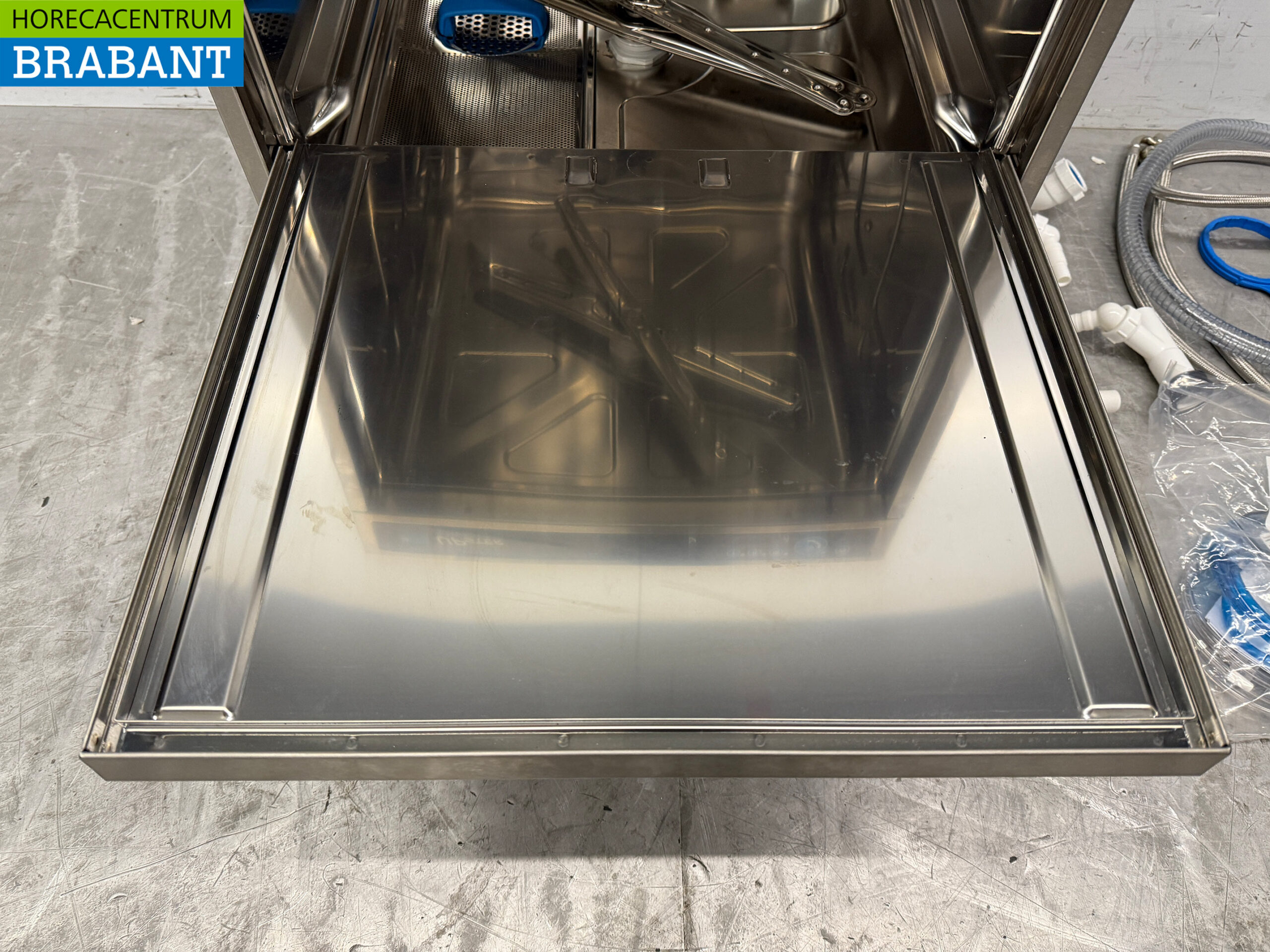 RVS Meiko Upster Vaatwasser met afvoerpomp 400V Horeca - Afbeelding 6